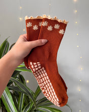 Load image into Gallery viewer, "AUTUMN SPICE" GRIP SOCKS