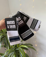 Load image into Gallery viewer, "UNISASS" MENS GRIP SOCKS - WHITE / NAVY (size 6-12)