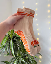 Load image into Gallery viewer, "LITTLE PUMPKIN" (MID CREW) GRIP SOCKS
