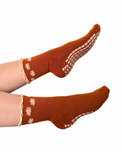 Load image into Gallery viewer, "AUTUMN SPICE" GRIP SOCKS