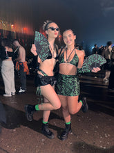 Load image into Gallery viewer, "ISSA VIBE" CREW SOCKS