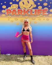 Load image into Gallery viewer, "DOING HOT GIRL SHIT" BLACK CREW SOCKS