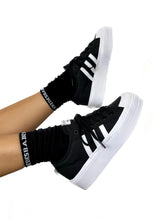 Load image into Gallery viewer, "BRIDESBABES" CREW SOCKS