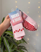 Load image into Gallery viewer, "ENDLESS LOVE" GRIP SOCKS
