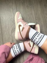 Load image into Gallery viewer, &quot;YOU&#39;VE GOT THIS&quot; CREW SOCKS
